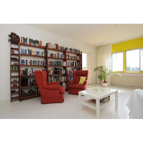 Leuk instapklaar 2-kamer appartement aan de voet van WoensXL